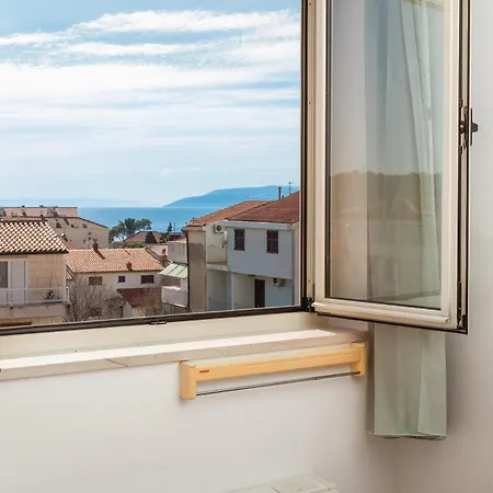 Tina In Town Centre With Free Parking * Makarska