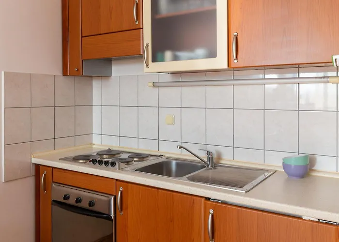 Apartament Tina In Town Centre With Free Parking Makarska