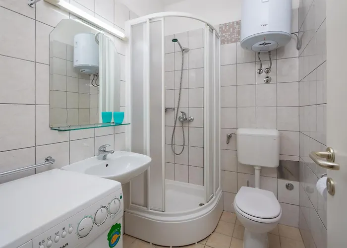 Apartment Tina In Town Centre With Free Parking