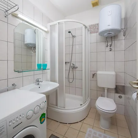 Apartmán Tina In Town Centre With Free Parking